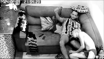 Preview 1 of Kakek N Perawan - IP CAM FLAGRANDO A INTIMIDADE DESSES TORCEDORES GAYS.