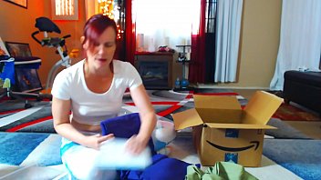 Preview 4 of New Girl 1time Fuck - Aurora willows gets a  gift
