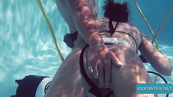 Preview 4 of Big Black Booty Feet - Underwater hardcore sex and blowjobs from Minnie Manga