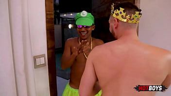 Preview 4 of Iporn Com - Mega orgia de carnaval 2024! - Hotboys