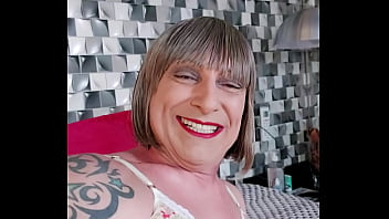 Preview 2 of Boso Pinay Umiihi - Muitas surpresas est&atilde_o por vir amores!!! Titia vai triturar!!