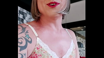 Preview 4 of Boso Pinay Umiihi - Muitas surpresas est&atilde_o por vir amores!!! Titia vai triturar!!