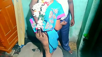 Preview 3 of Indian In Sari New 2018 - indian aunty room cleaning have a sex house woner