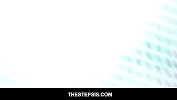 Preview 3 of Reselyn Sanchez - Horny Stepbro bangs stepsis pussy while on phone