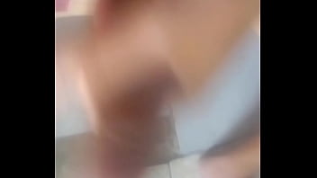 Preview 2 of Cock Cum Milfs - Exercitando a pica . Ela t&aacute_ solit&aacute_ria doida pra entrar numa buceta.