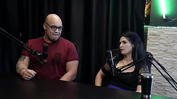 Preview 4 of Dutch Loni - Ela ajudou todo mundo a gozar,  perdeu os conte&uacute_dos de dogging,  a fam&iacute_lia sabe,  e tiveram n&uacute_meros significativos - Casal Hush (WATCH ON: SHEER/RED)