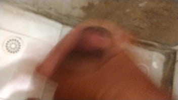 Preview 3 of Milf Squatting Bbc - Adoro cu