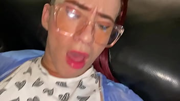 Preview 3 of Xxx Greco - VOY AL SICOLOGO PORQUE NO SE ME PARA ASI QUE MI DOCTORA ME AYUDA CON MI PROBLEMA Y FOLLO SU CULO PEQUE&Ntilde_O