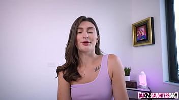 Preview 2 of Xx Rajina Xxx - Mae Milano Stepdad Show Her Something Spacial