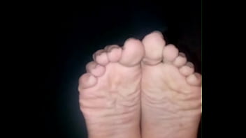 Preview 4 of Gf Girl Team - Ped0filo mostra patas modo diablo