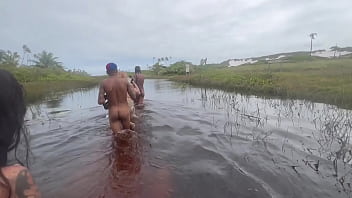 Preview 3 of Shradda Kapoor Pussy - Fui na praia de nudismo com as gostosas fazer Putaria e gravei a porra toda