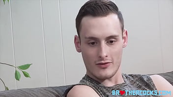 Preview 1 of Virtual Fuck With Mom - What Do When No-One&#039_s Home