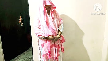 Preview 1 of Www Redwap X - Desi mom&#039_s fuking neighbour boy&#039_s hard