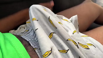 Preview 4 of Arb Porn Star Mia Khalifa - Banana. Boa tarde,  pessoal!