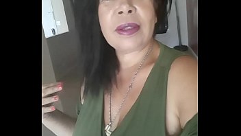 Preview 2 of Porn In Mineature Animaded - Green dress goin out