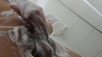 Preview 3 of Hard Core Fucked Big Tits Hug - En la ducha jugando Concepcion