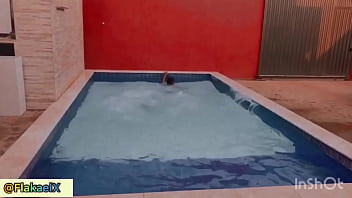 Preview 2 of Arjun1 - Renan Martins Pantaneiro Pulando Comigo Na Piscina da Produtora PJTX