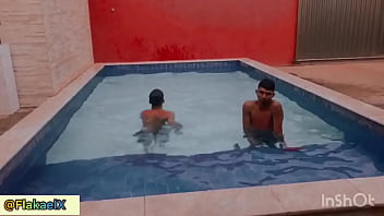 Preview 3 of Arjun1 - Renan Martins Pantaneiro Pulando Comigo Na Piscina da Produtora PJTX