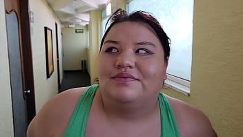 Preview 4 of Nonton Bokep Blazzer - I walk in public with cum on my face (One shot,  no cuts or editing)