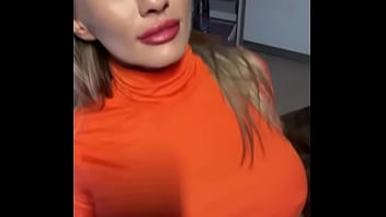 Preview 3 of Nude Ssisi - I love shirts that make it easy to get my boobs out and bounce them