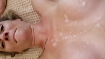 Preview 4 of Mom Tub Sex With Oli - Mais um pouquinho da nossa transa de ontem