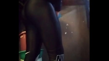 Preview 1 of Step On - Lindas piernas TV de closet