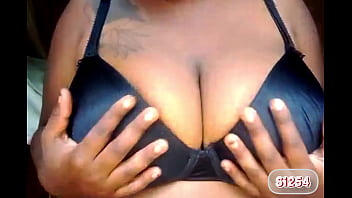 Preview 2 of Xoxoxo Amatur Swinger Matre - Ebony BBW Oils up and plays with her Big natural Tits