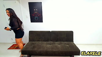 Preview 1 of Singapore Porntube - ELA &quot_A SAFADA&quot_FEZ PROGRAMA COM O GRINGO ESCONDIDO DO MARIDO E O GRINGO ENCHEU SUA BOCA DE PORRA......