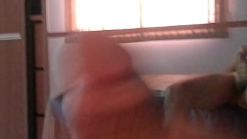 Preview 4 of Amateur Mom First Anal - me masturbando logo de manh&atilde_