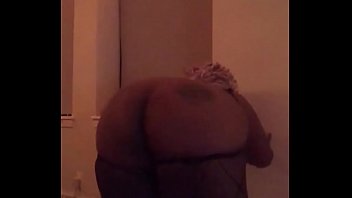 Preview 2 of Mommy Strapon - Quan Rite Flipped It !!