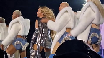 Preview 4 of Eve Erken - Beyonce Twerk To Crazy In Love