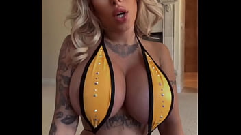 Preview 1 of Carli Banks Kisses - Spanish Joi Espa&ntilde_ol Latina huge boobs