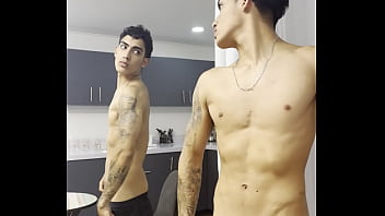 Preview 2 of Gay Bar Ass Licking - V&iacute_deo de verificaci&oacute_n