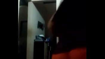 Preview 2 of Real House Cekrat Camera Mom Son - Dan&ccedil_a muito