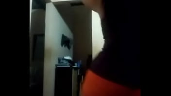 Preview 1 of Real House Cekrat Camera Mom Son - Dan&ccedil_a muito