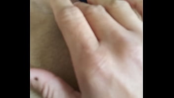 Preview 1 of Romantic Couple Pee - Baybunnie69mix