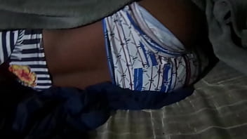 Preview 4 of Alison Tylors - novinha do rabado na minha cama
