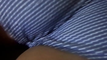 Preview 4 of Hairy Lasbin - novinha do rabado na minha cama