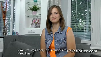Preview 1 of Fat Milf Livepussy Masturbation - Thick beauty Sandra Bulka shows her virgin pussy