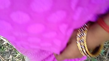 Preview 1 of Blond Francesca - देशी ललिता भाभी को खेत में लपका कर चोदा