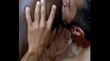 Preview 3 of Anal Desi Aunty - Chupando o cuzinho gostoso do neg&atilde_o