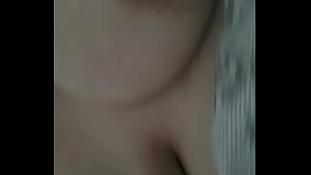 Preview 1 of Cathy Mi - Peitoes da Loira