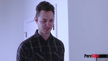 Preview 2 of Cojiendocom2 - stepSISTER is totally uninterested in cock-Chloe Cherry
