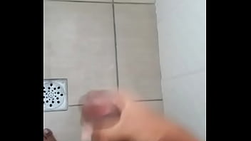 Preview 1 of Vladimir Sperm - Batendo uma