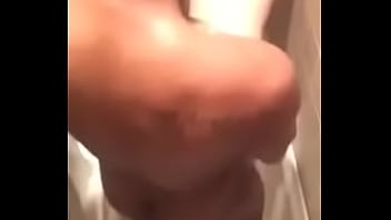 Preview 4 of Cum On Tube Toying - Comendo a novinha no banho
