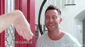 Preview 1 of Parody Comedy Porn - Babe Am I Being Cucked? I Am Being Cucked Aint I? - Kenna James