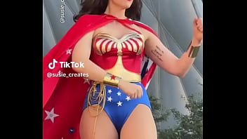 Preview 2 of Pornkub Com - Susie haciendo cosplay de wonder woman lydan carter