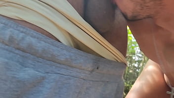 Preview 1 of Woodman Casting Sheli - HOMENS DANDO O CU NO PARQUE
