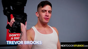 Preview 1 of Xnxx Vidios School Gslrs 14 Yers - &quot_Mmm Show Me That Hole&quot_- Trevor Brooks,  Michael Flex