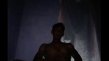 Preview 3 of Evalynne Cam - El venezolano Franklyn mostrando un poco de sus privadas partes para gozar bastante. Si gustas puedes mirar